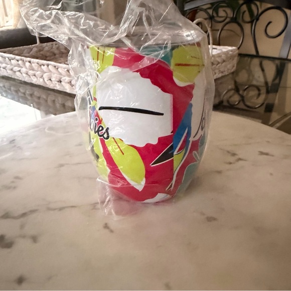 Chubbies Vibrant Tropical Tumbler NWT - Picture 8 of 12